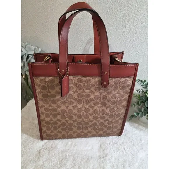 COACH Field Tote Signature Canvas Tote Bag & Dust Ruffle (11×11×6) - Picture 4 of 11